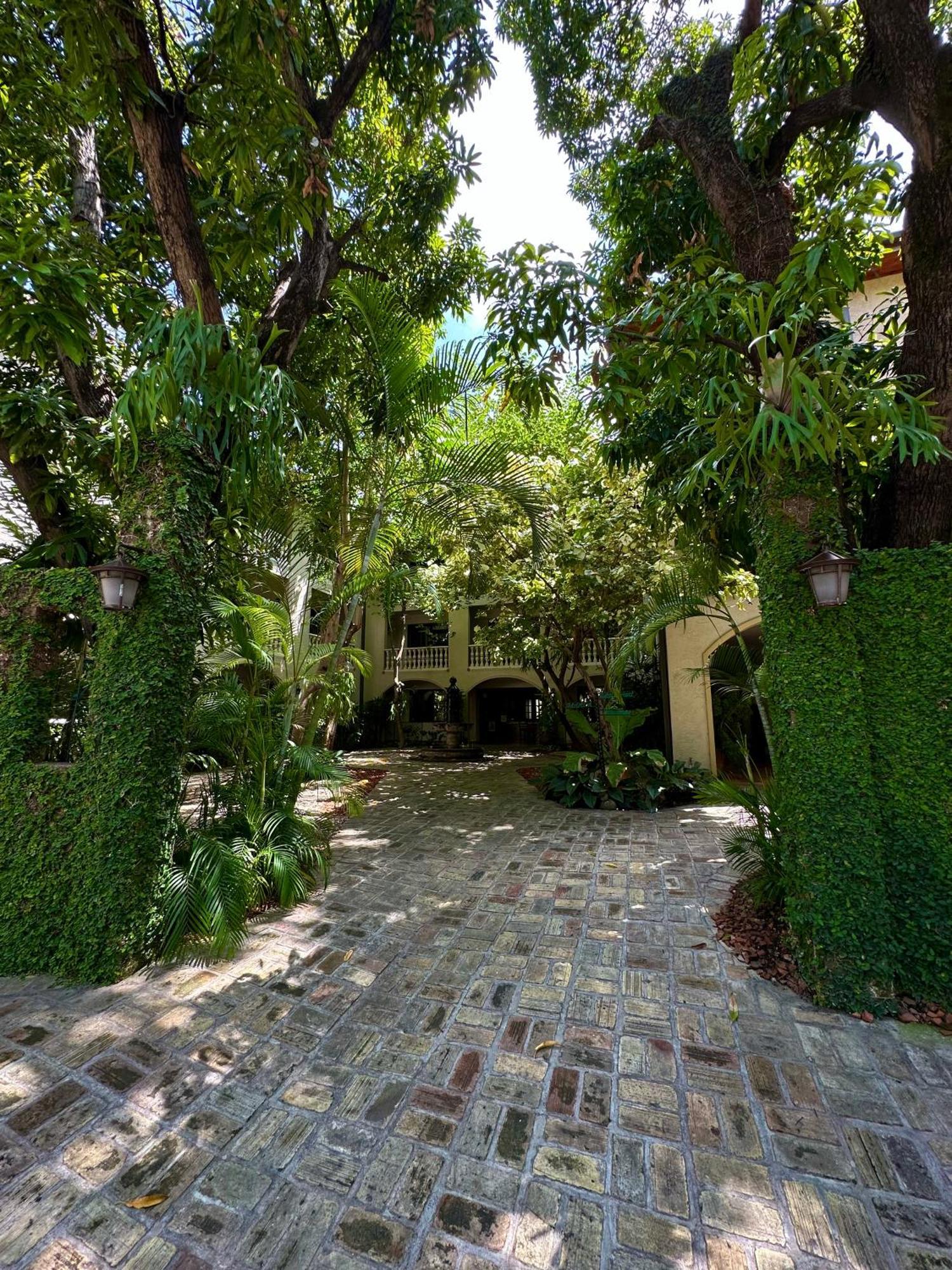 Hotel Villa Therese Port-au-Prince Exterior photo