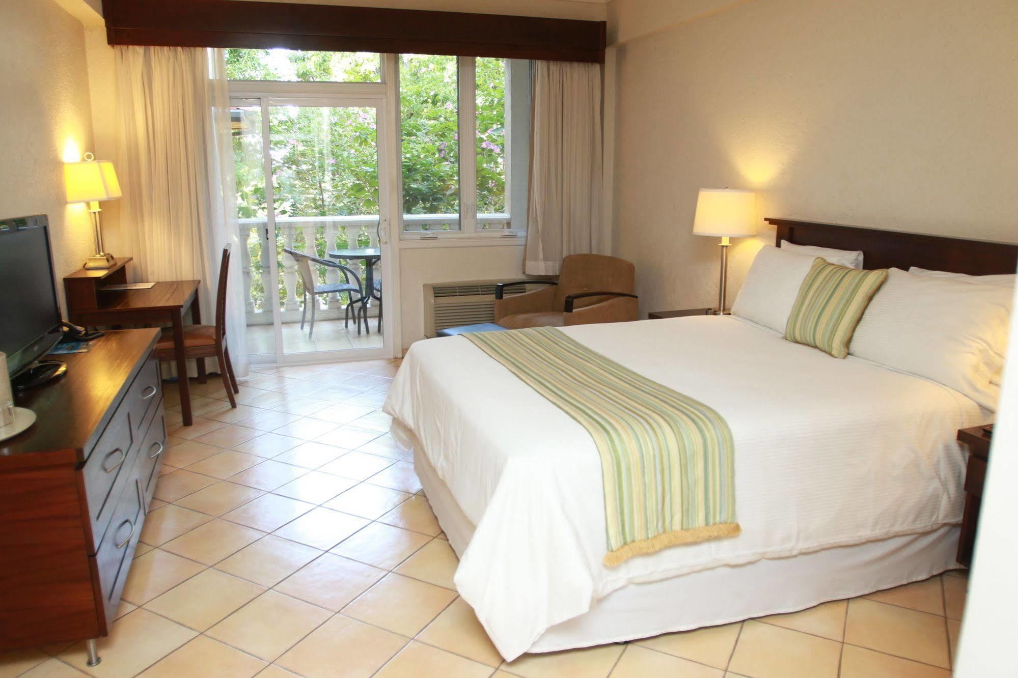 Hotel Villa Therese Port-au-Prince Exterior photo